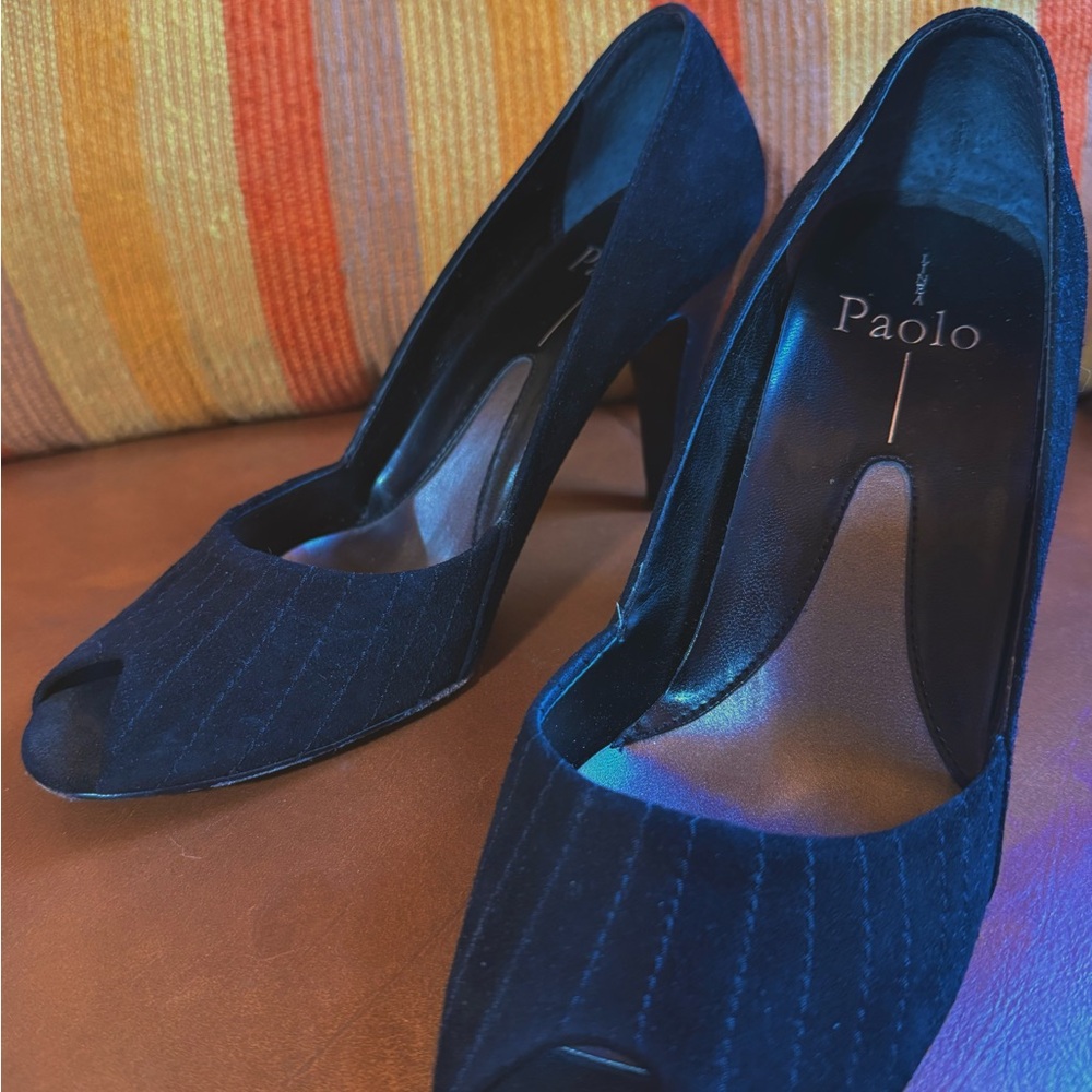LINEA PAOLO Black Suede Peeptoe Heals 6.5 Medium